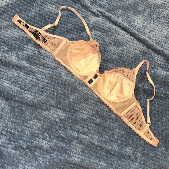 Victoria’s Secret bras 34B black rose gold pink removable pads - Picture 8 of 10